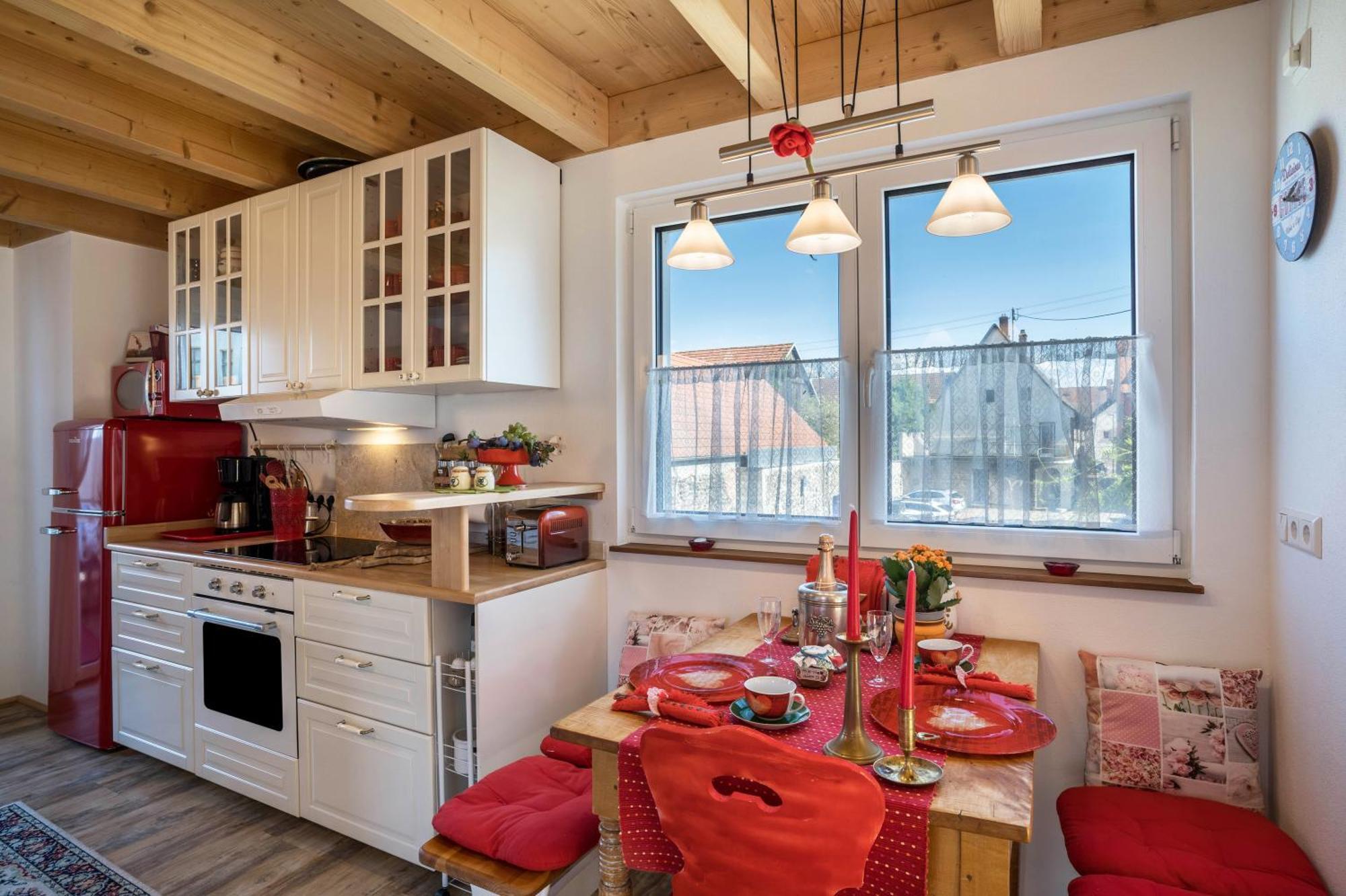 Haus Himmelblick Mit Privater Sauna ساسباخ آم كايزرشتول المظهر الخارجي الصورة